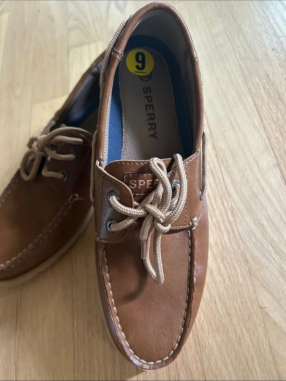 Sperry NWOT Men’s Tan Leather Boat Shoes - Classic Top Sider Lace-Up, Size 9